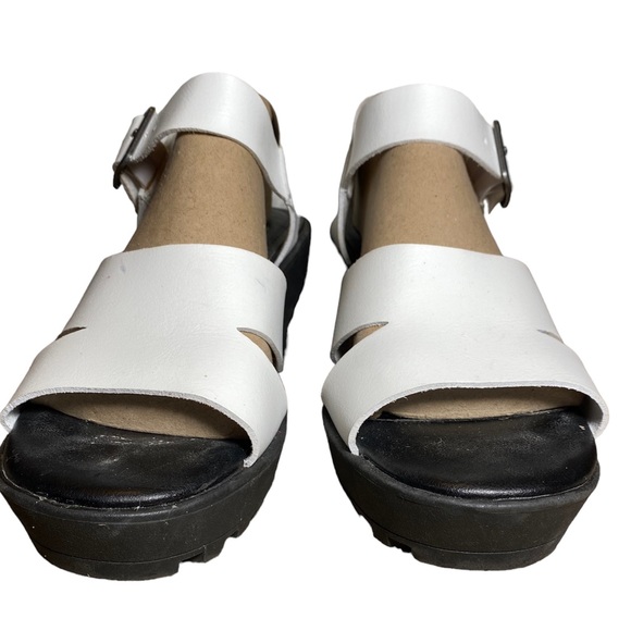 Women’s Report Vana Sandals - Picture 5 of 8